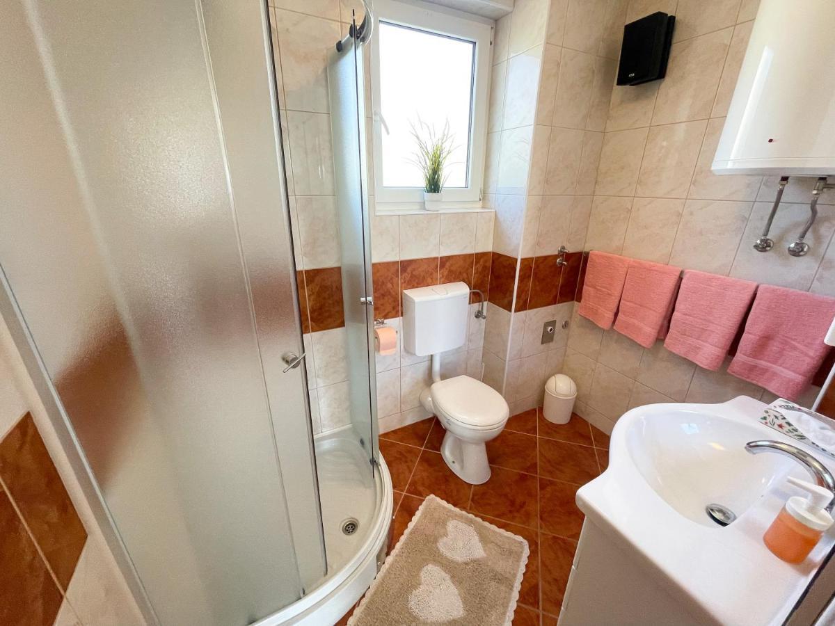Apartment Nika 1 Dramalj Eksteriør bilde